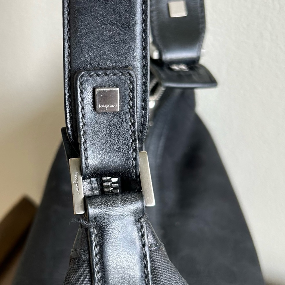 Vintage Salvatore Ferragamo Shoulder Bag | leather and canvas purse - Picture 7 of 12